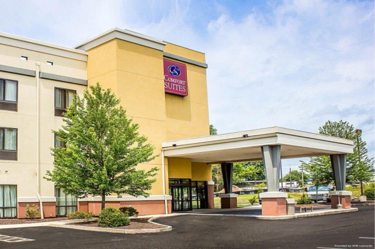 Holiday Inn - Cheshire - Southington By Ihg Exterior foto